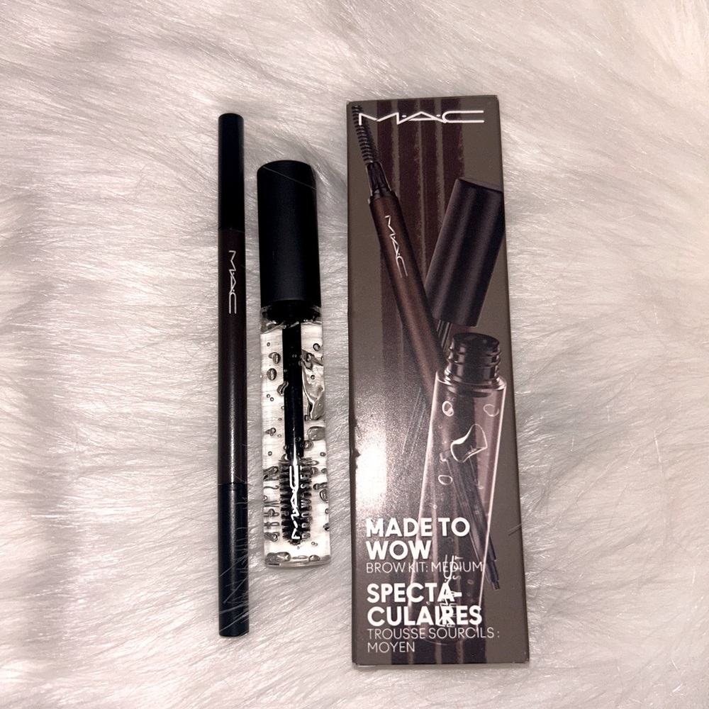 *NIB* MAC Made To Wow Brow Kit - Medium